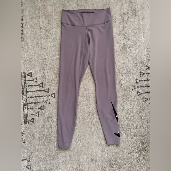 NIKE RUNNING SWOOSH 7/8 LEGGINGS IN PURPLE Size M - Picture 4 of 10